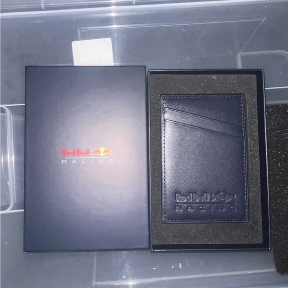 Red Bull Racing Card Holder - Picture 2 of 2
